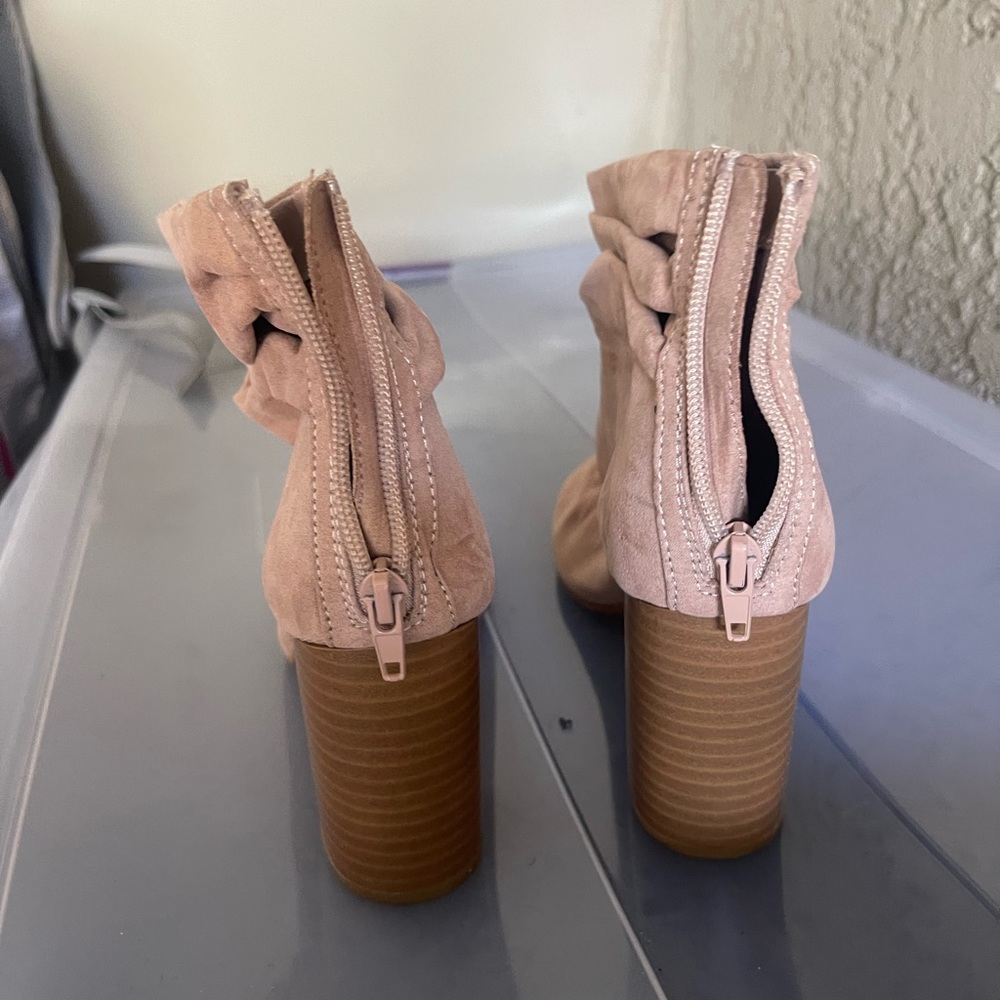 Chinese laundry booties - Picture 3 of 4